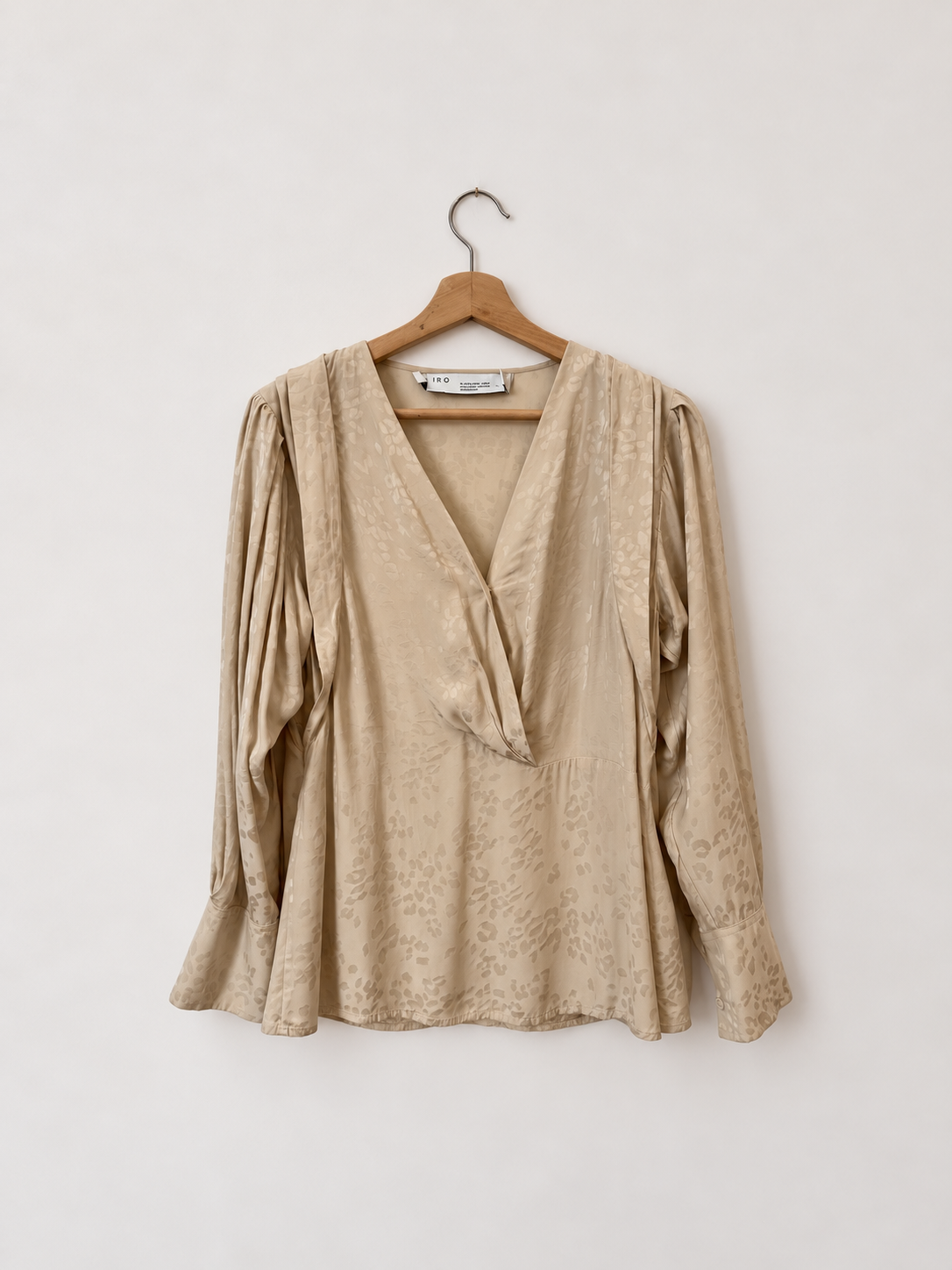 Blouse satinée à imprimé léopard – IRO