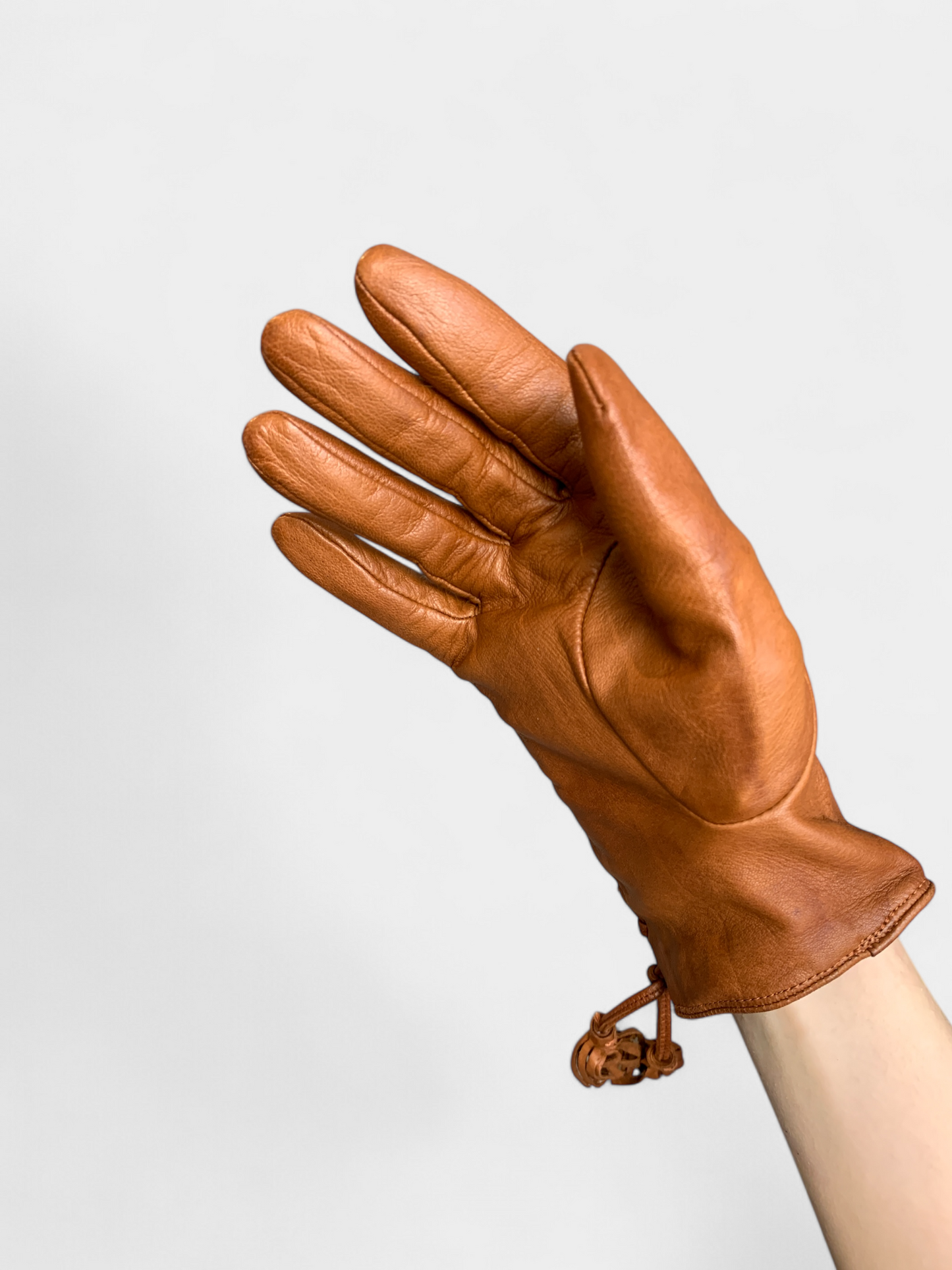 Gants en cuir marron, Comptoir des Cotonniers, 1