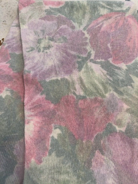 Foulard motifs floral Vert rose mauve